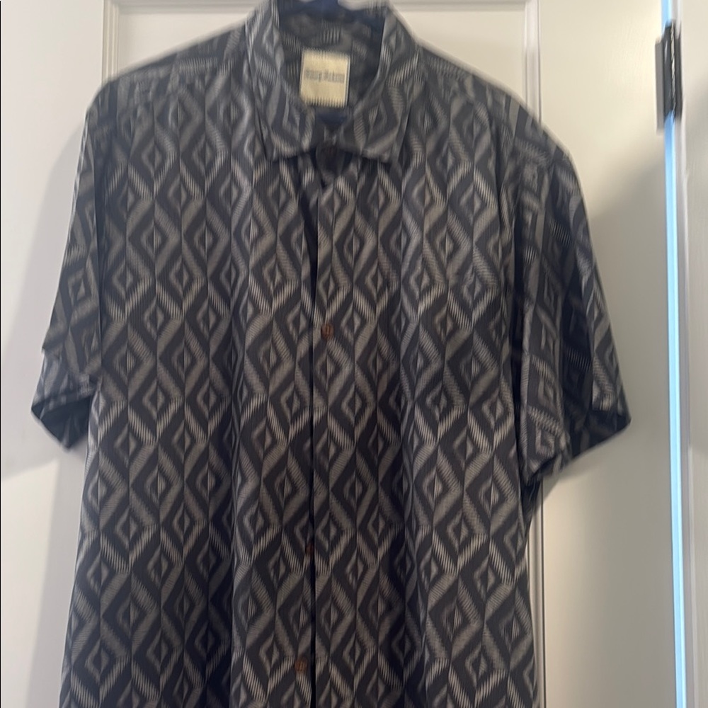 Tommy Bahama Gray Casual Button Down Shirt